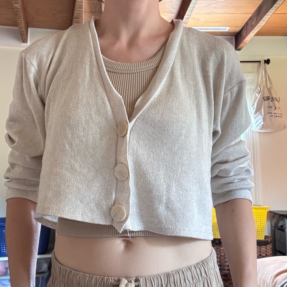 Zara Cream Cropped Cardigan Sweater